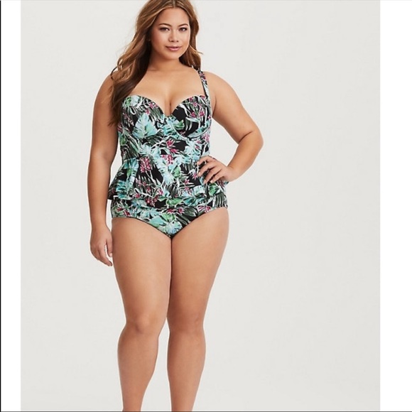 2 pieces New Torrid bathing suit size 3 - Picture 6 of 6